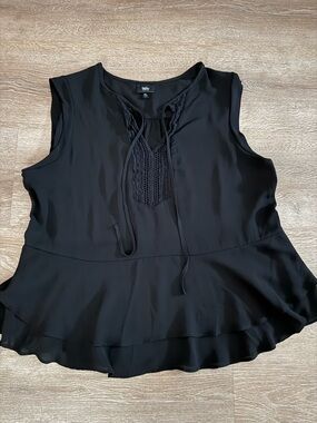 Black Sleeveless Peplum Tie-Front Camisole